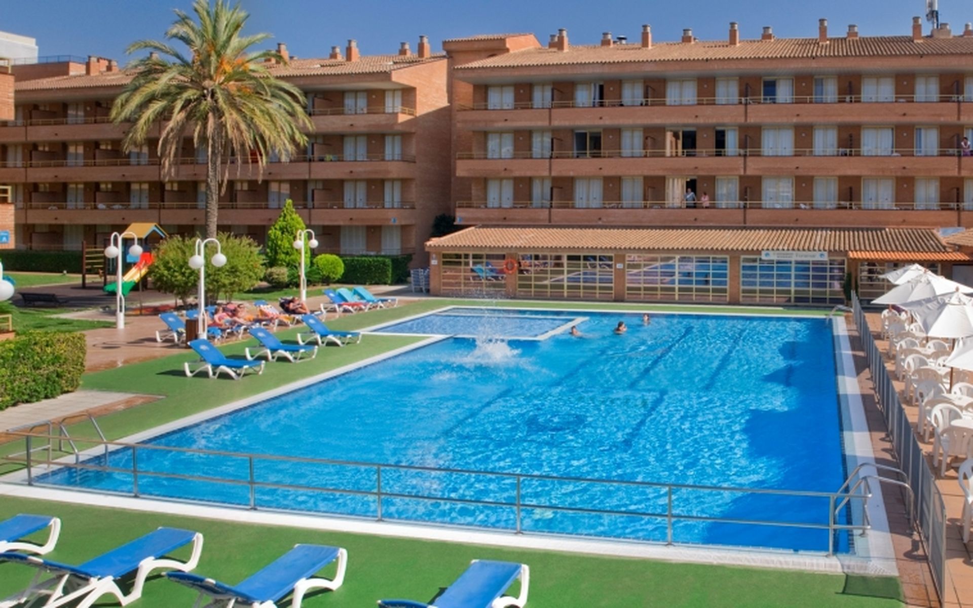 Resort Voramar 3*